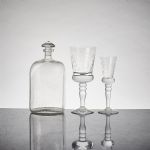 567568 Set of glass